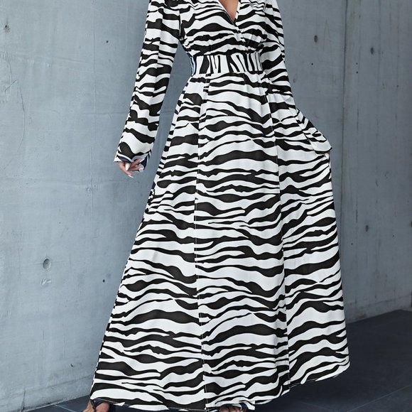 Black & White Boho Womens Zebra Striped Lace Up Back Wrap Maxi Dress - Picture 5 of 6